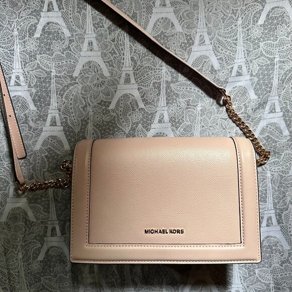 Michael Kors: Jet Set Saffiano Leather Crossbody Bag - GREAT Condition - Picture 5 of 8